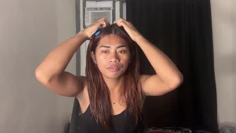 bella_bliss14 online show from March 14, 9:35 am