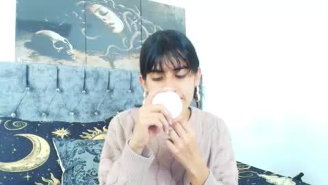 Bella online show from October 4, 1:50 am