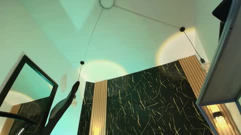     online show from March 8, 12:17 am