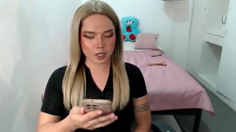 bestgirljulia online show from September 13, 7:58 am