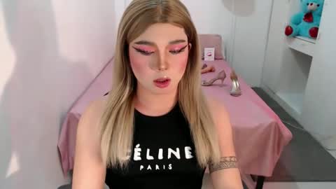 bestgirljulia online show from September 29, 8:25 am