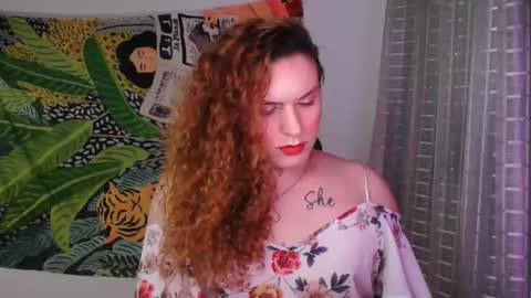 bettytaylor23 online show from November 25, 2:46 am