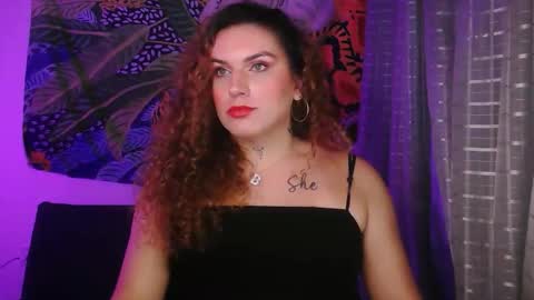 bettytaylor23 online show from March 13, 12:16 am