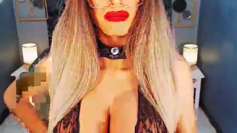 Loraine Cruz online show from June 29, 10:26 am