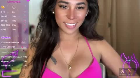 Snapshot of bigcockamanda23 chatting on October 26, 7:04 am queen amanda online show from October 26, 7:04 am