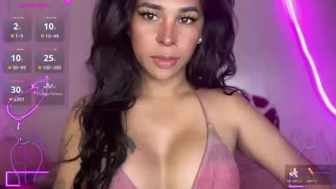 queen amanda online show from December 15, 6:20 am