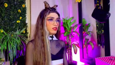  ..  .. online show from October 10, 2:56 am