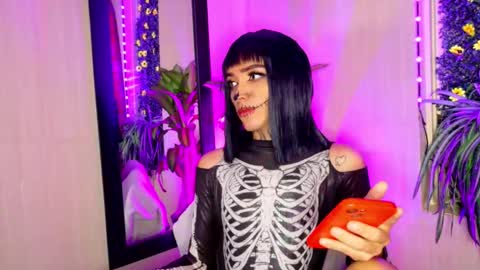  ..  .. online show from October 14, 3:29 am