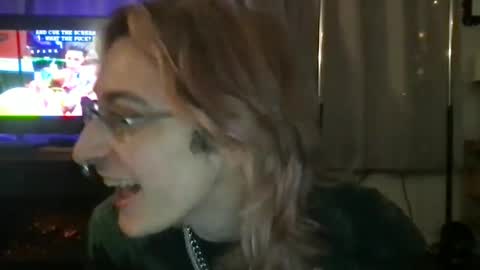 Snapshot of boywithbug chatting on March 7, 12:22 am boywithbug online show from March 7, 12:22 am