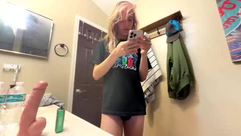 Bren062 online show from February 2, 5:56 pm