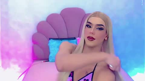 BRIANA online show from January 28, 5:22 am