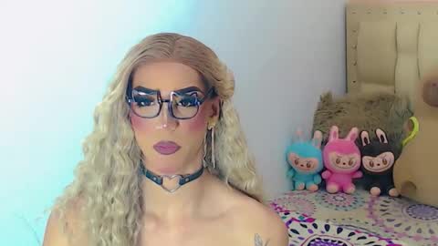 BRIANA online show from November 27, 2:25 am