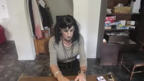 bridgetfouru online show from April 10, 4:51 am