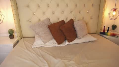 bycandy_ online show from February 26, 2:22 pm