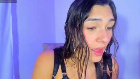  s online show from February 12, 10:16 pm