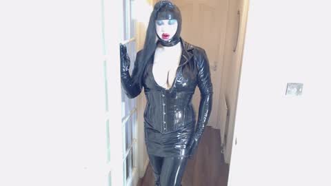 candi smokes online show from March 2, 2:04 pm