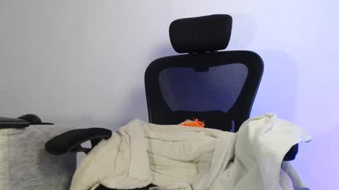 Dayan Camila online show from September 13, 1:00 am