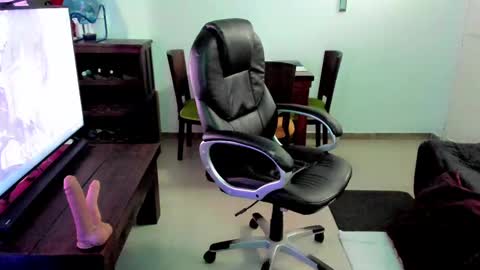 candydoll375 online show from December 23, 9:40 pm