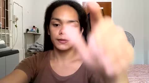 caroline_east online show from March 3, 7:37 am