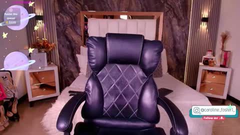 caroline_foster1 online show from February 17, 12:35 pm