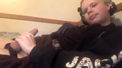 CatgirlCumslut3 online show from May 12, 7:39 am