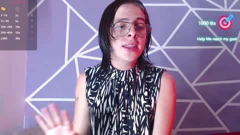 cava_pretty online show from January 5, 10:21 am