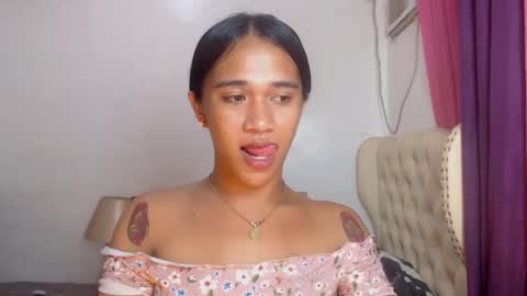 Snapshot of celestial_joannah chatting on December 20, 4:36 pm merry joannah online show from December 20, 4:36 pm