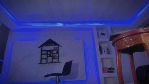 chloe_cooperr online show from February 15, 3:57 am