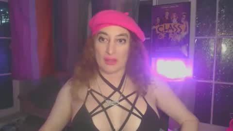 chloechappelle online show from November 16, 12:04 pm