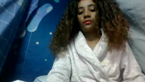 ciciazzhh online show from May 26, 6:54 am