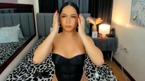 clarahedy online show from January 18, 5:21 pm