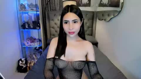 Naughty Claudia online show from October 27, 12:07 am