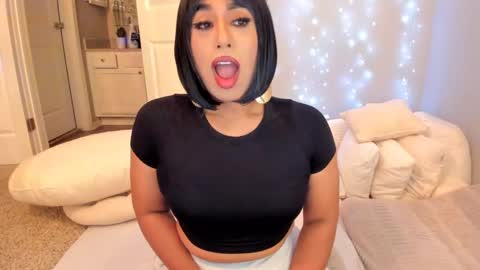    ........ Instagram  Lorysexys online show from September 26, 5:48 am