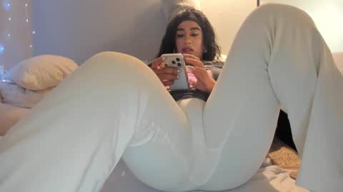    ........ Instagram  Lorysexys online show from March 12, 7:02 am