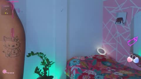 coral_larsson online show from March 20, 5:58 pm