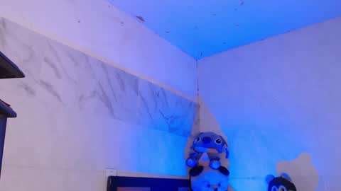 ALEXA  KIM online show from March 15, 6:22 pm