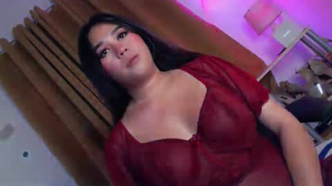 A S H L Y online show from April 7, 10:38 am