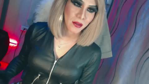 CUMMELA SLUTI online show from July 1, 6:08 pm