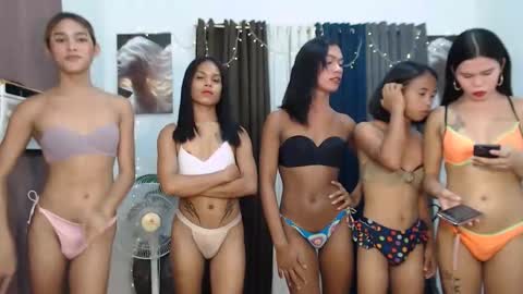 cummer_girlslut online show from April 9, 6:19 am