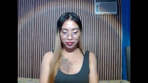 cummloverxx online show from December 13, 7:15 am