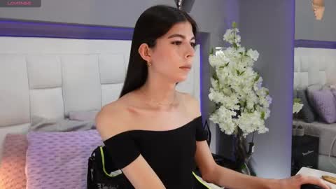 CuteArii online show from October 5, 8:08 pm