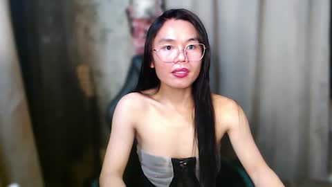 Kim online show from July 11, 8:13 pm