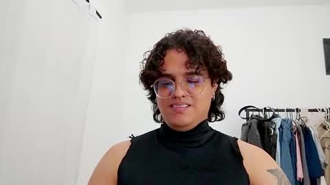 Diane Blosson online show from March 5, 1:54 am