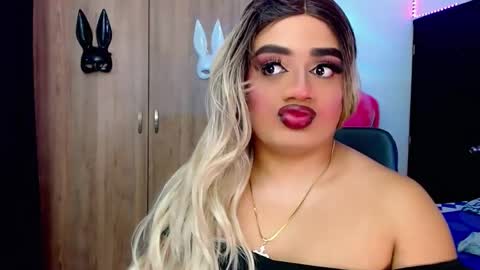 danipein online show from October 27, 12:13 pm