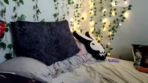 Snapshot of darkestdesire91 chatting on October 17, 5:27 pm darkestdesire91 online show from October 17, 5:27 pm