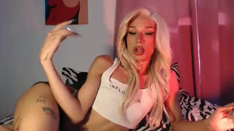 Angel online show from November 30, 4:42 pm