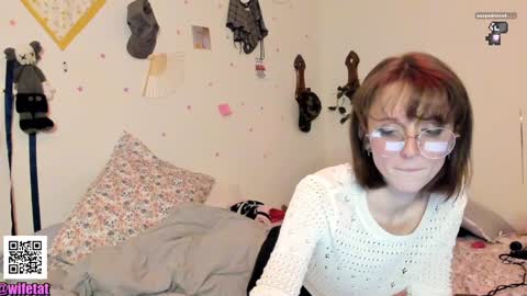 Snapshot of days_y chatting on December 30, 5:26 am days_y online show from December 30, 5:26 am