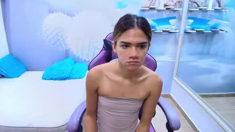 DEMI online show from April 20, 12:18 pm