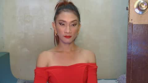Snapshot of domina_sabrina chatting on December 10, 2:17 pm domina_sabrina online show from December 10, 2:17 pm