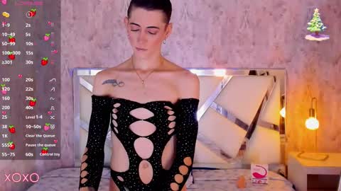 Dominic online show from December 4, 3:27 pm